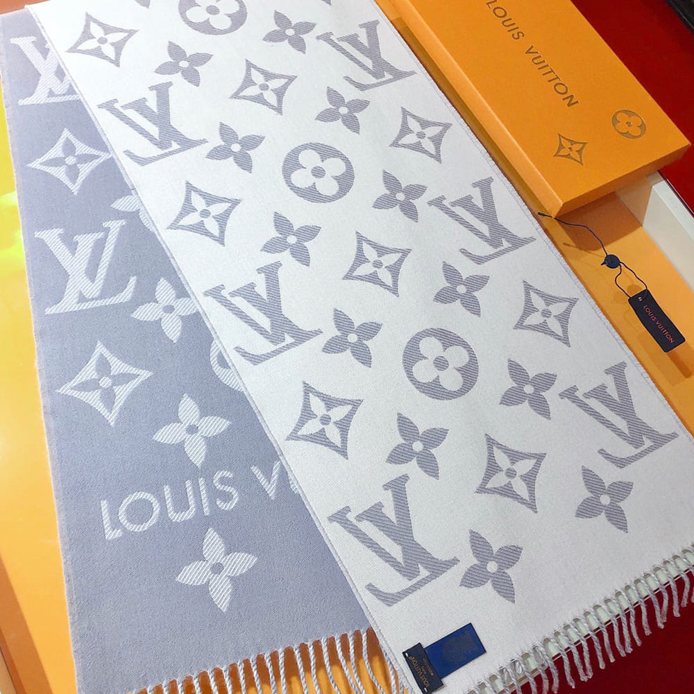 LV ESSENTIAL Scarf