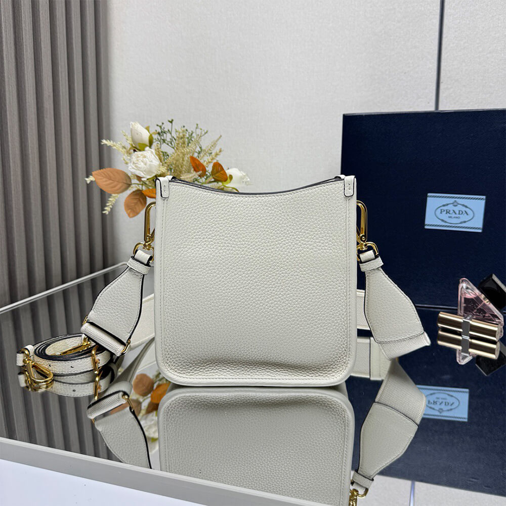 Pra*a Leather mini shoulder bag(HIGH-END GRADE)