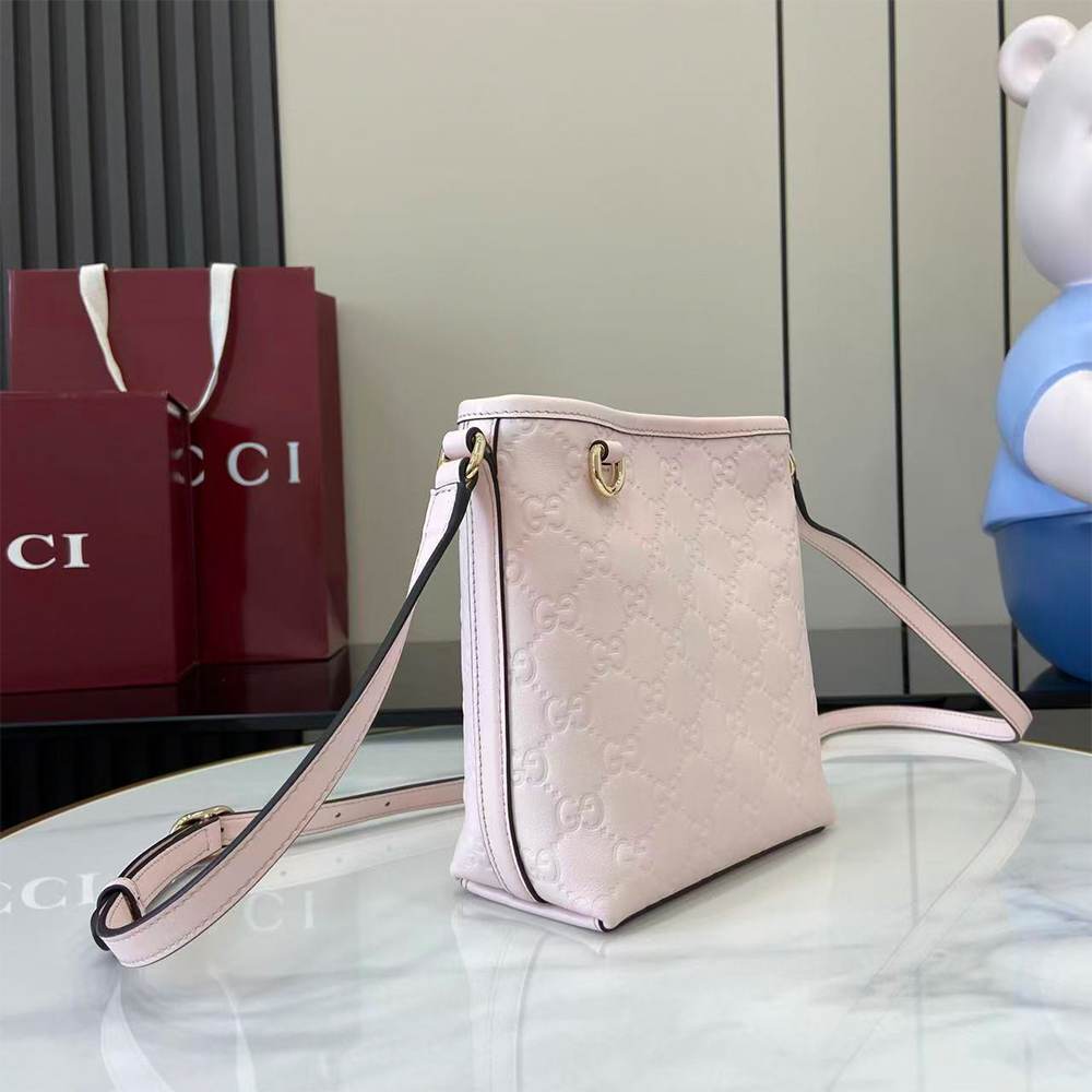 GG Emblem nano bucket bag