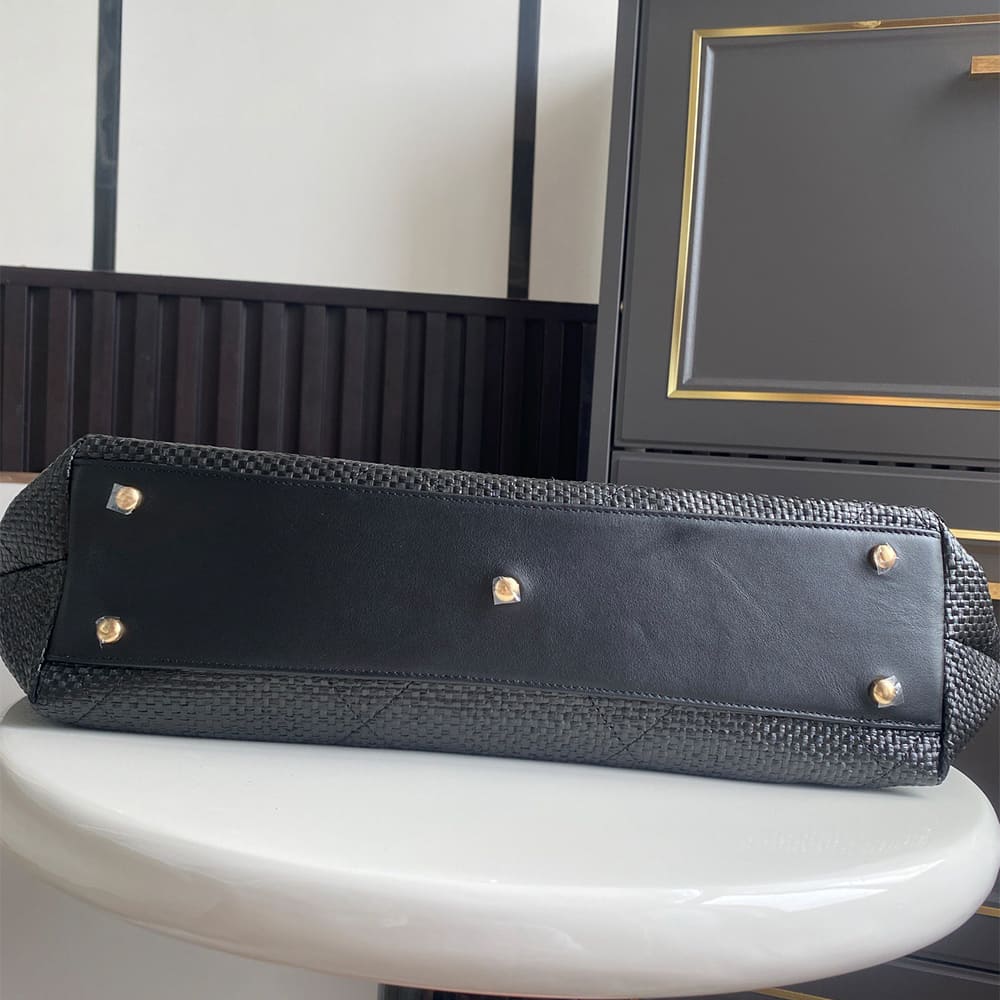 Ch**el MAXI SHOPPING BAG(HIGH-END GRADE)