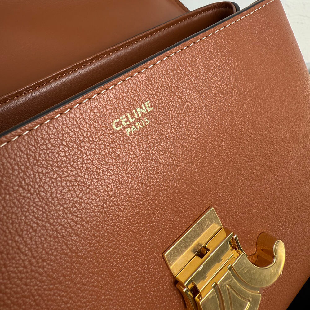 Ce1i*e TEEN NINO BAG IN S*pPLE GRAINED CALFSKIN(HIGH-END GRADE)