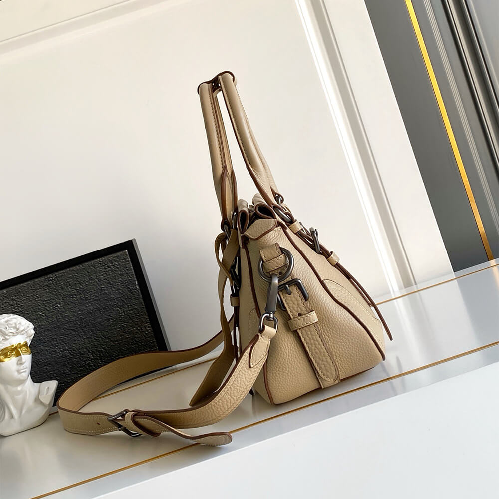 Pra*a Large leather tote bag(HIGH-END GRADE)