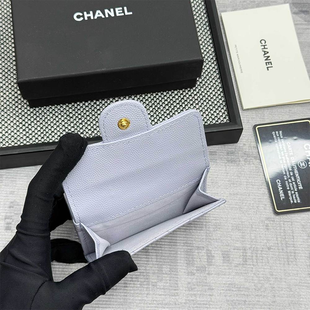 Ch**el Matelasse Classic Small Flap Tri-fold wallet