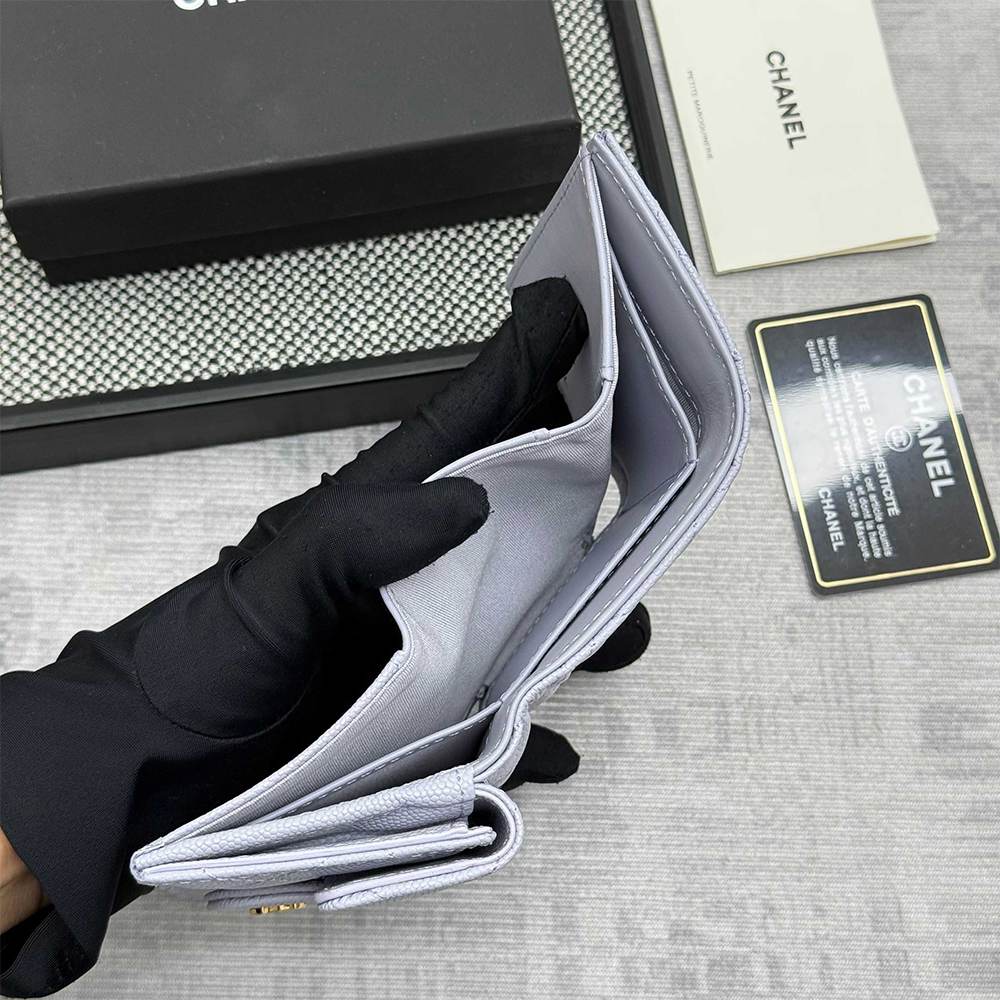 Ch**el Matelasse Classic Small Flap Tri-fold wallet