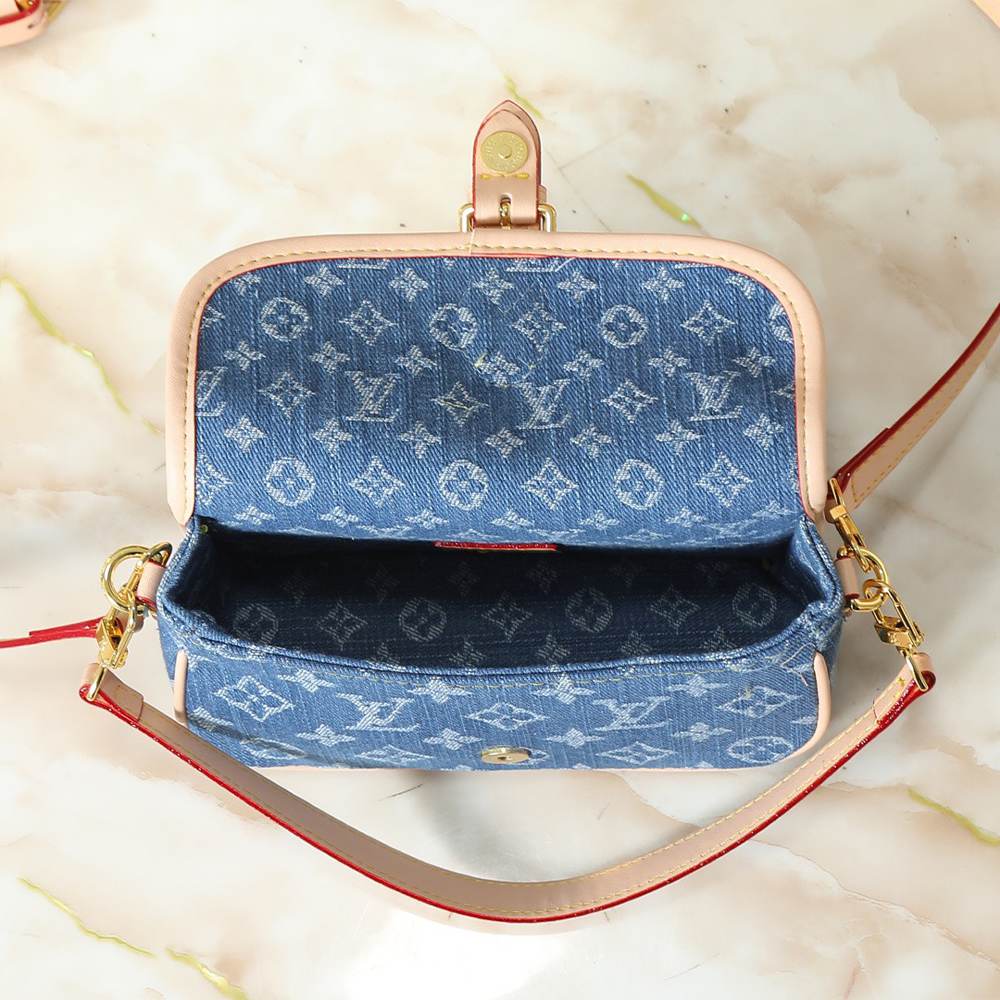 LV Nano Diane