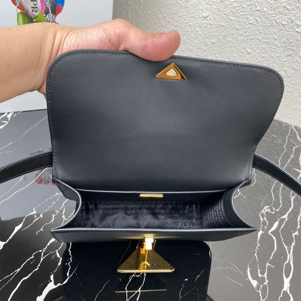 Pra*a Saffiano leather flap shoulder bag(HIGH-END GRADE)