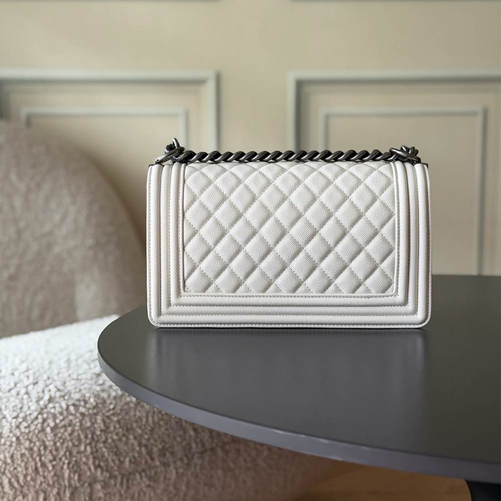 Ch**el BOY Ch**el Handbag(HIGH-END GRADE)