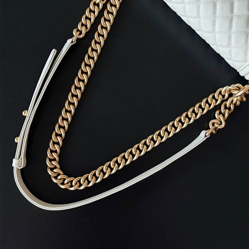 Ch**el BOY Ch**el Handbag(HIGH-END GRADE)
