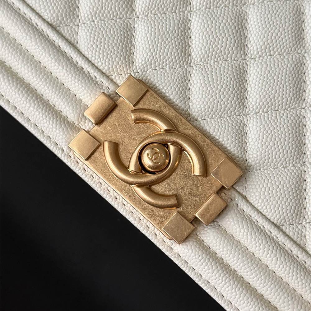 Ch**el BOY Ch**el Handbag(HIGH-END GRADE)