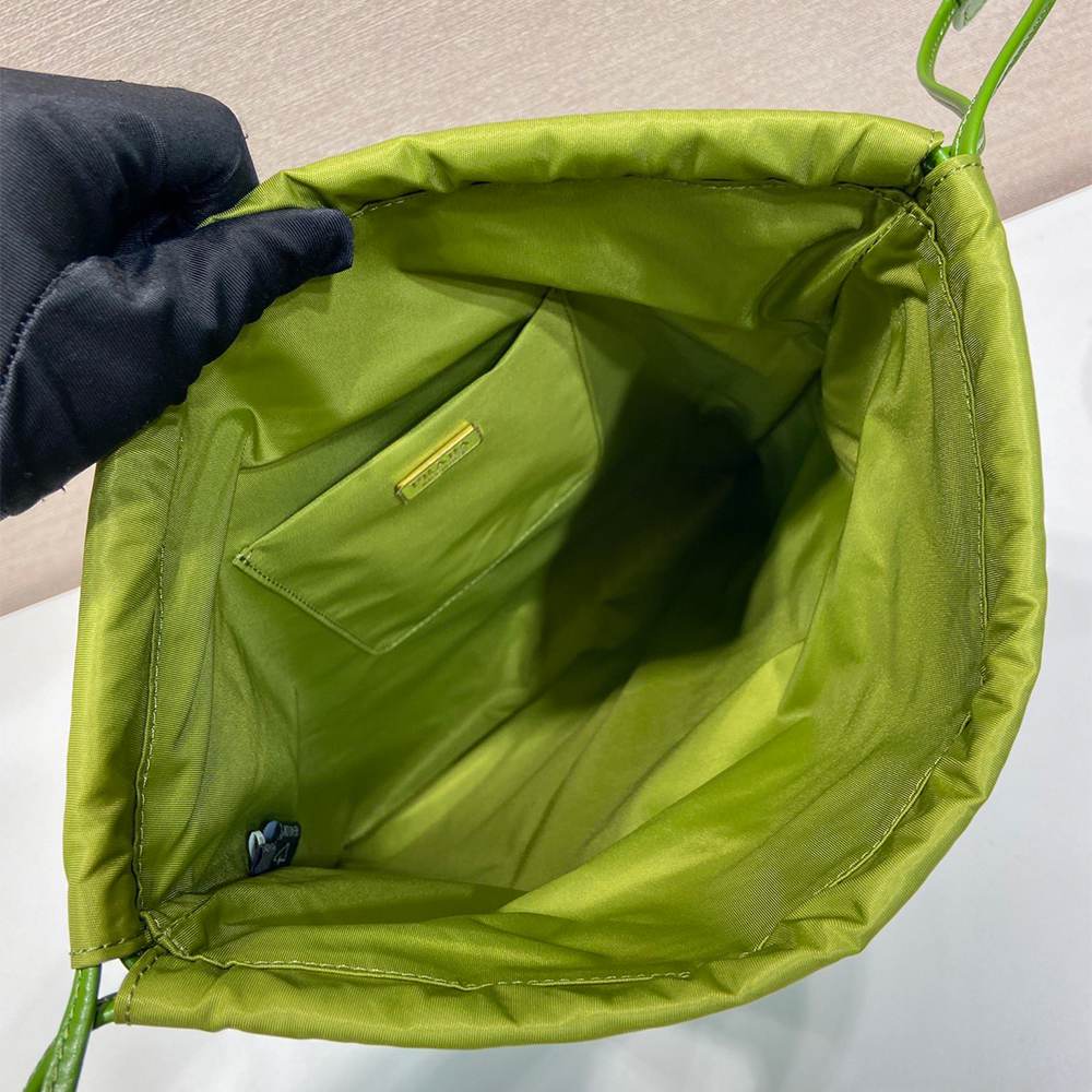 Pra*a Wish Re-Nylon pouch