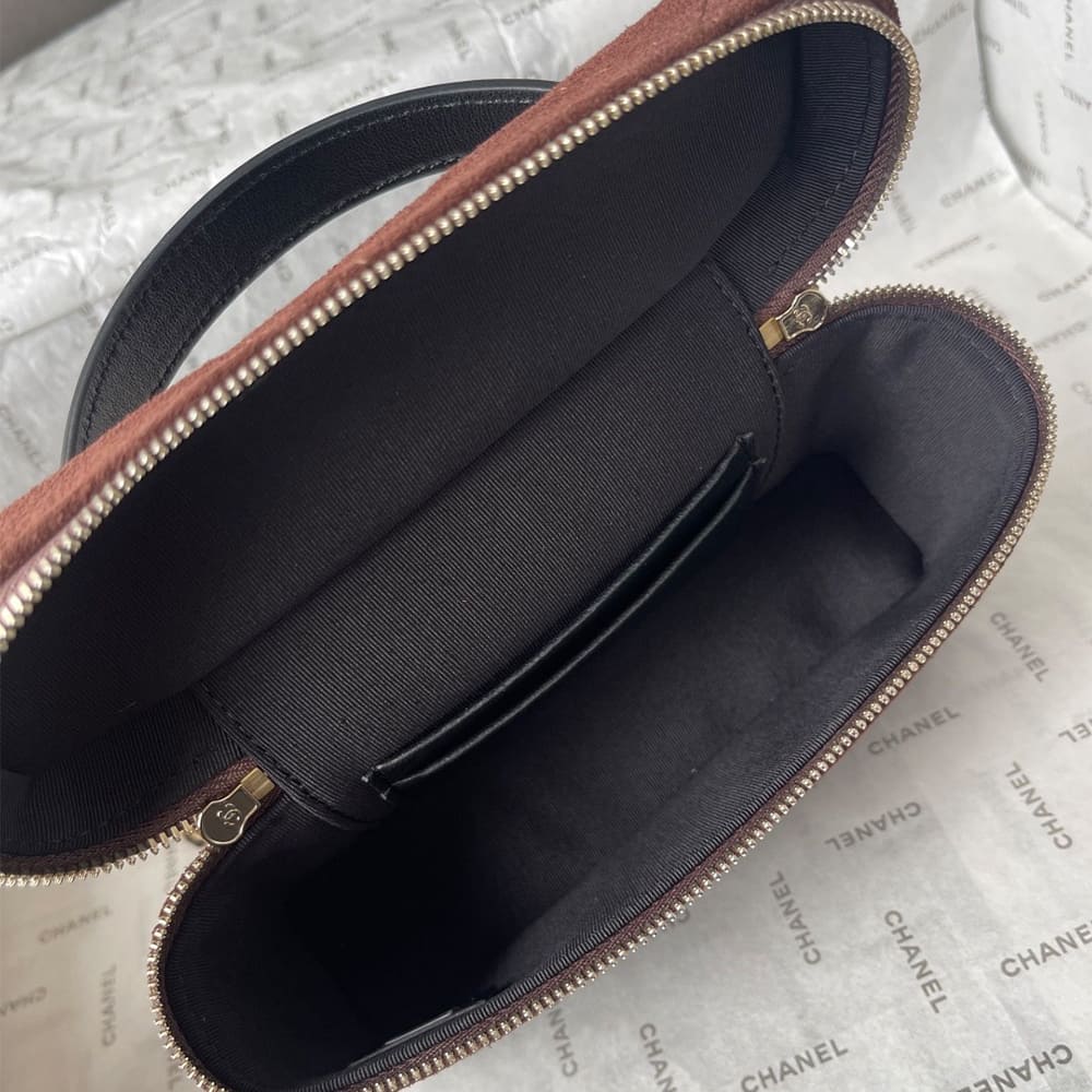 Ch**el Vanity with Chain(HIGH-END GRADE)