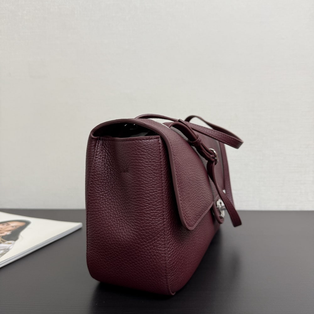 Ch**el Classic Maxi Flapbag(HIGH-END GRADE)