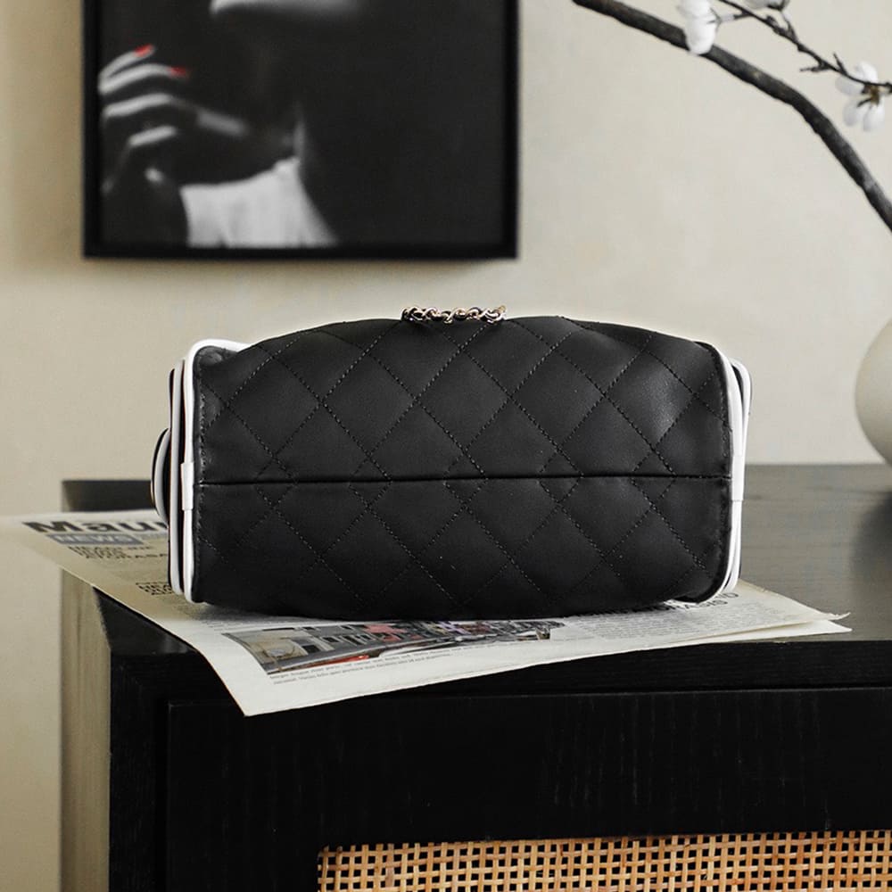 Ch**el 25 Mini Handbag(HIGH-END GRADE)