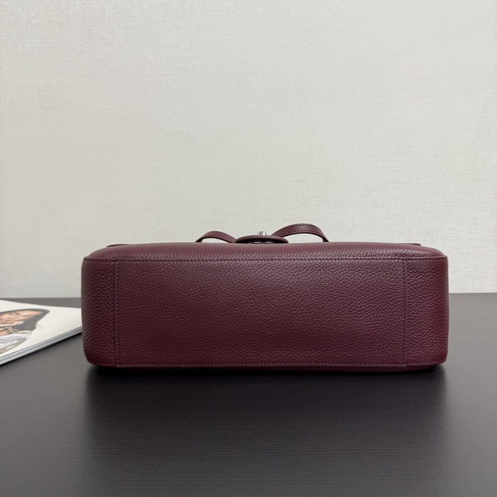 Ch**el Classic Maxi Flapbag(HIGH-END GRADE)