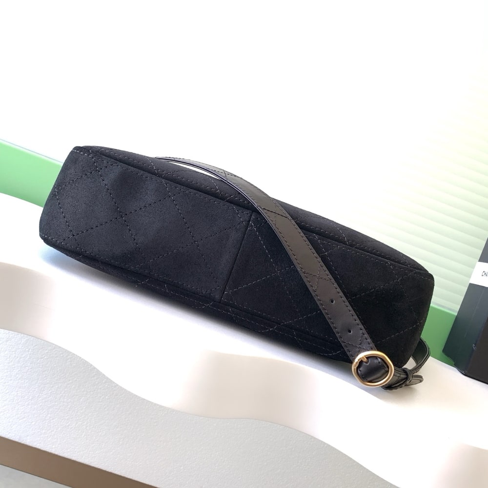 Ch**el Classic Hobo Bag(HIGH-END GRADE)
