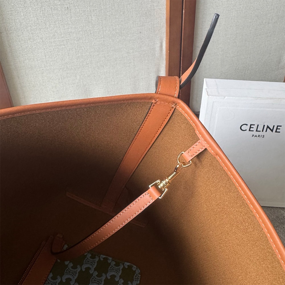 Ce1i*e SOFT SHOPPER BAG IN TRIOMPHE CANVAS AND CALFSKIN(HIGH-END GRADE)