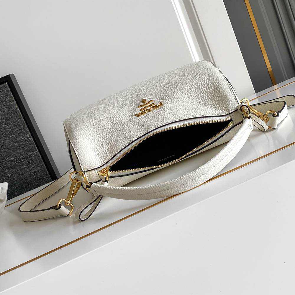 Pra*a Small leather bag(HIGH-END GRADE)