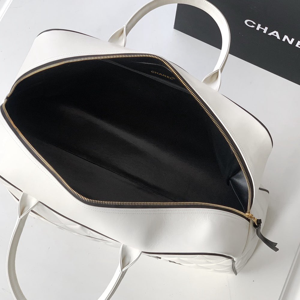Ch**el Vintage Logo Bowler Bag(HIGH-END GRADE)