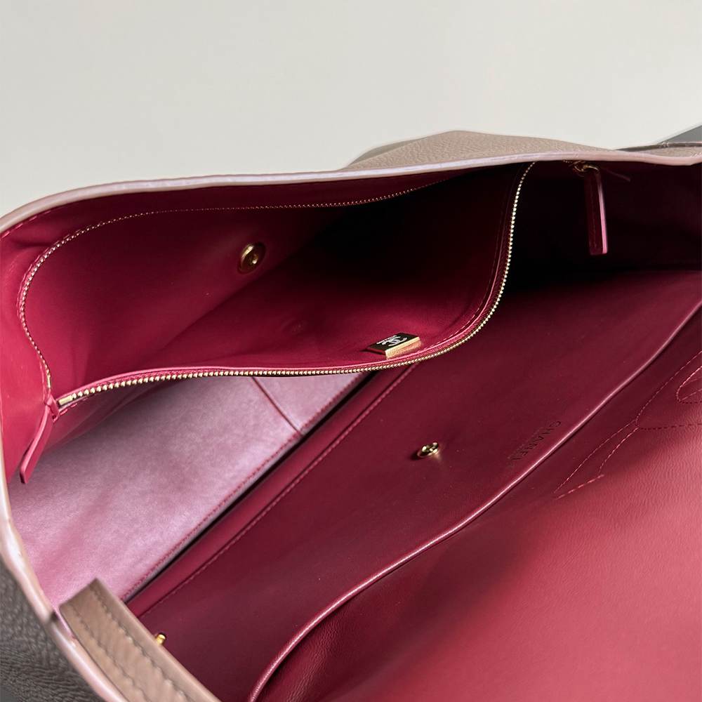 Ch**el Maxi Flapbag(HIGH-END GRADE)
