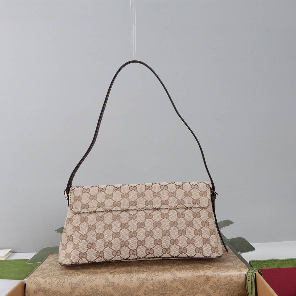 Gvc*1 Madison medium shoulder bag