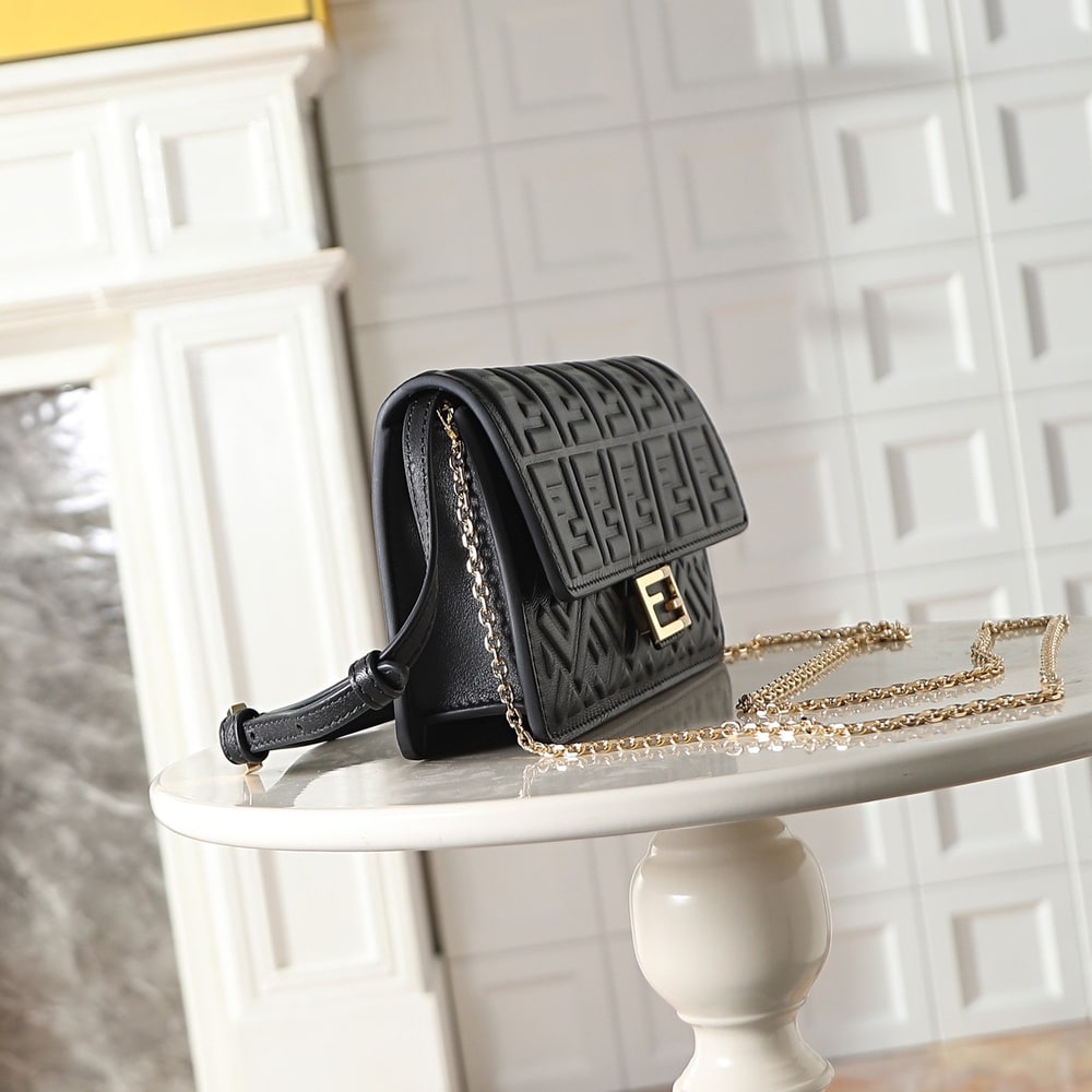 F**di Wallet On Chain Baguette(HIGH-END GRADE)