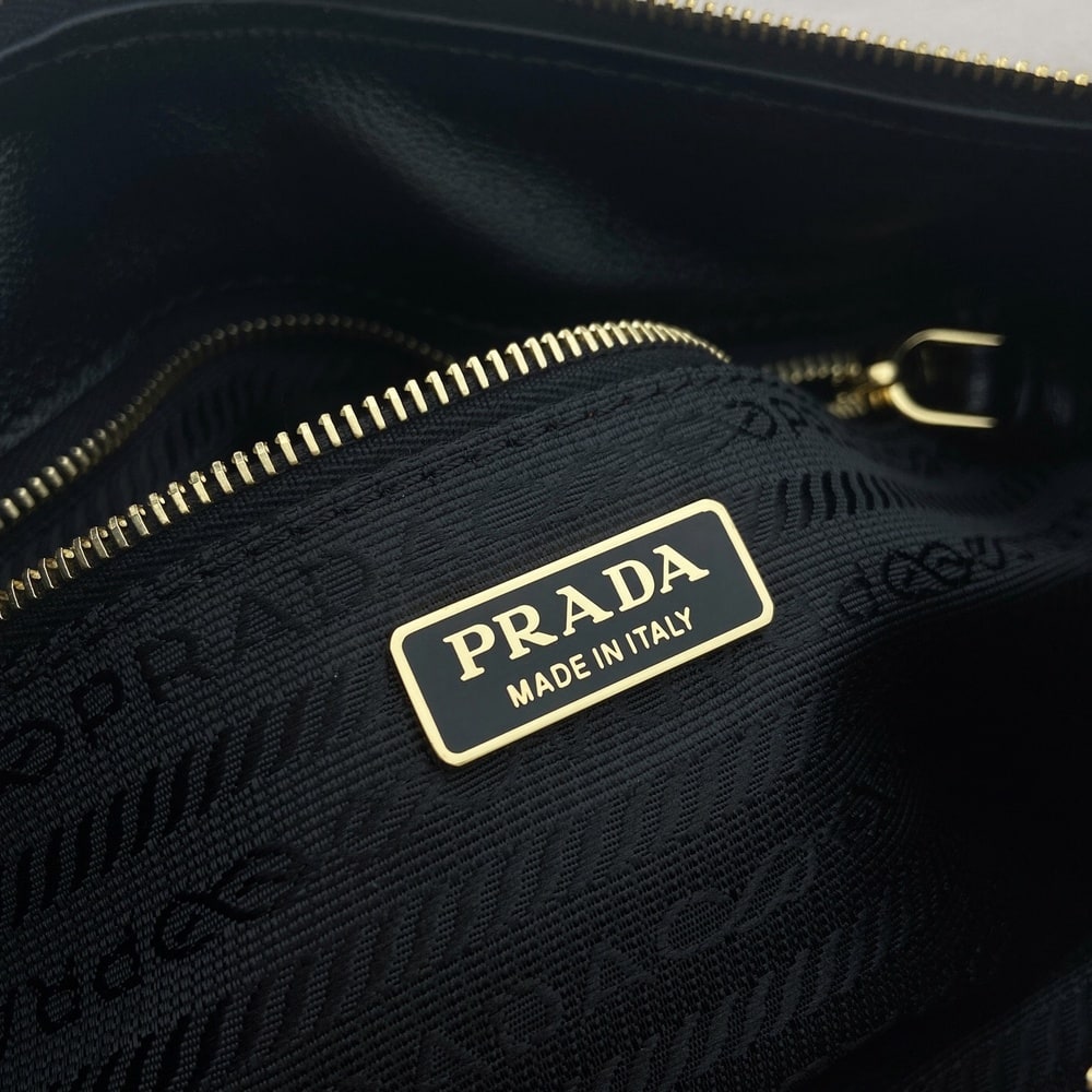 Pra*a Small leather bag(HIGH-END GRADE)